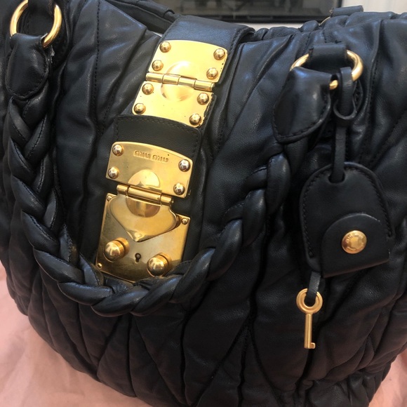 Authentic Miu Miu matalasse satchel/crossbody bag - Picture 5 of 9